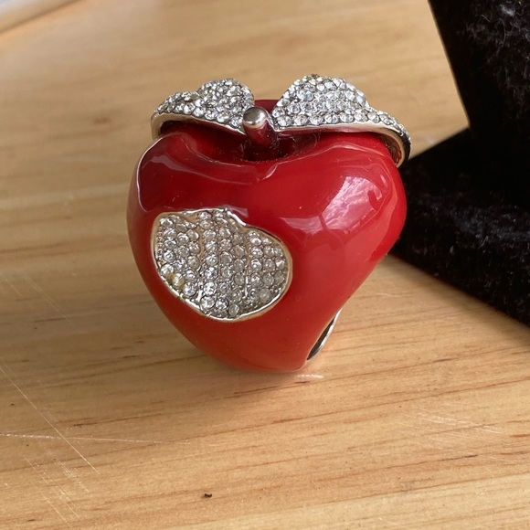 Vintage Y2k Womens Large Crystal Enamel Red Bitten Apple Ring - Picture 5 of 7